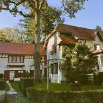Du Lys 3*