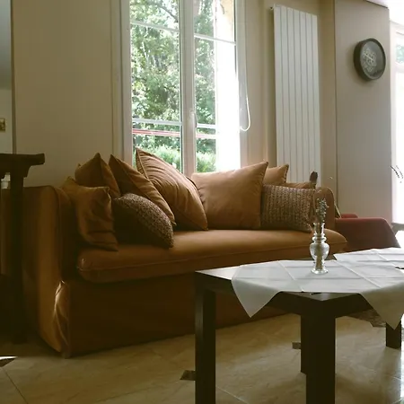 Du Lys Hotel 3*