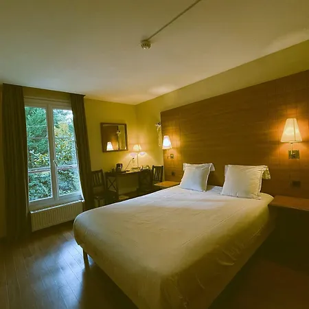 Hotel Du Lys 3*