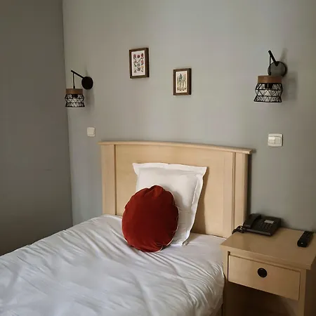 Du Lys Szálloda
