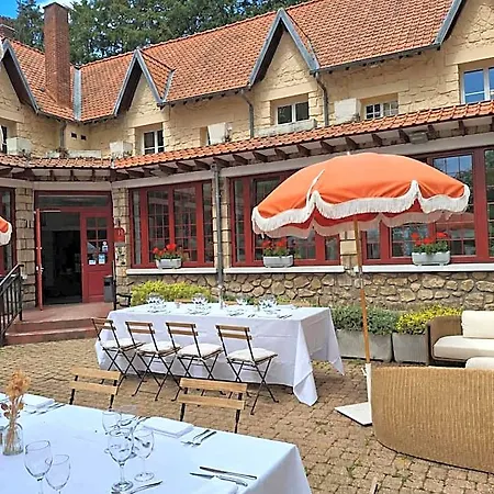 Szálloda Du Lys Lamorlaye