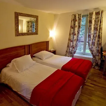 Du Lys Hotel 3*