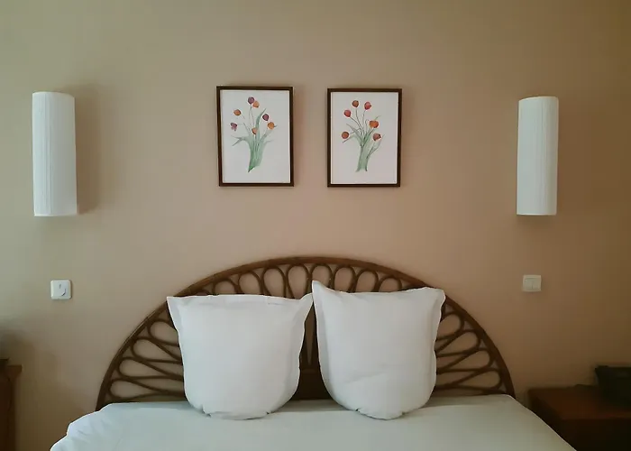 Du Lys מלון Lamorlaye